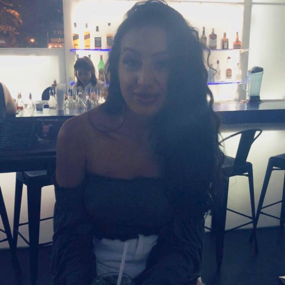 Meet your Posher, Daniella
